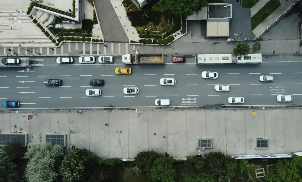 De luni, așteptați-vă la o deteriorare suplimentară a situației traficului deja proaste pe drumul D2 de la Záhoria.